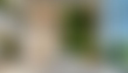 modern beleuchteter Büroeingang