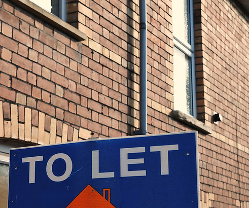 To Let Sign outside a London Town House