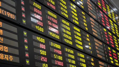 Market Volatility and Strategic Portfolio Rebalancing