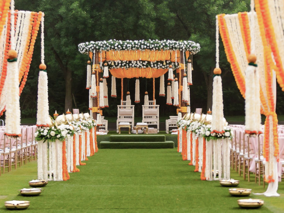Wedding ceremony decorations at the estate