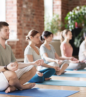 Meditationssitzung in der Gruppe