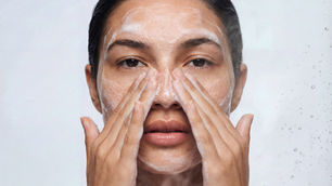 Bijouskin Purifying Glow Cleanser Is the Summer Cleanser You Didn’t Know You Needed