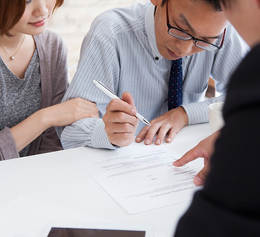 Assinando um contrato