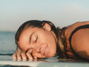 6 ASTUCES POUR PROTÉGER VOS CHEVEUX CET ÉTÉ !