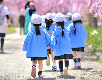幼稚園の子供たち