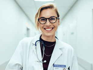 Plastic Surgeon hiring marketing agency