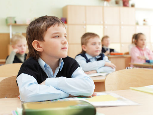 Lo que es la escuela y de quien hereda 