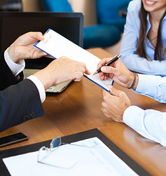 Advogado com Clientes