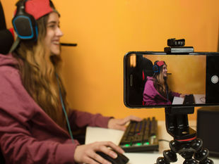 Platform Governance and the Challenge of Real-Time Copyright Enforcement in Live Streaming