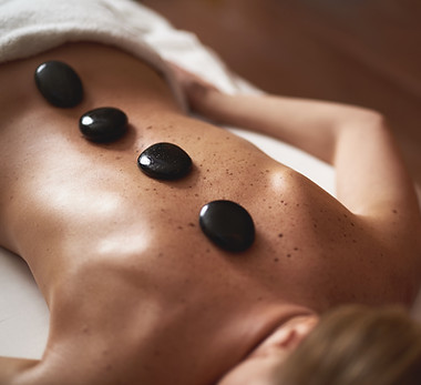 Massage aux pierres chaudes