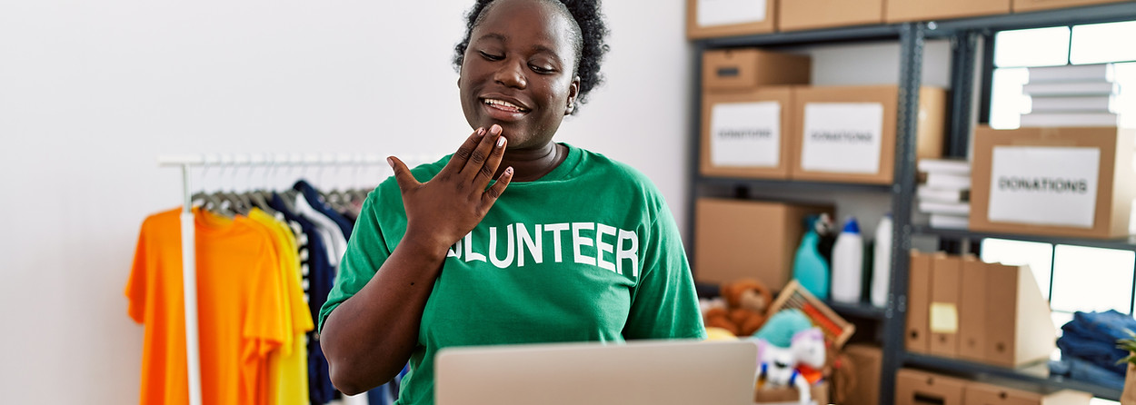 Volunteer Organizing Donations