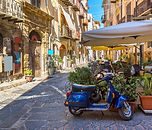 Vespa in città