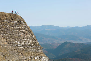 Au sommet de la colline