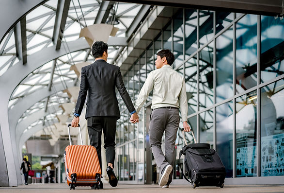 Couple voyageant ensemble