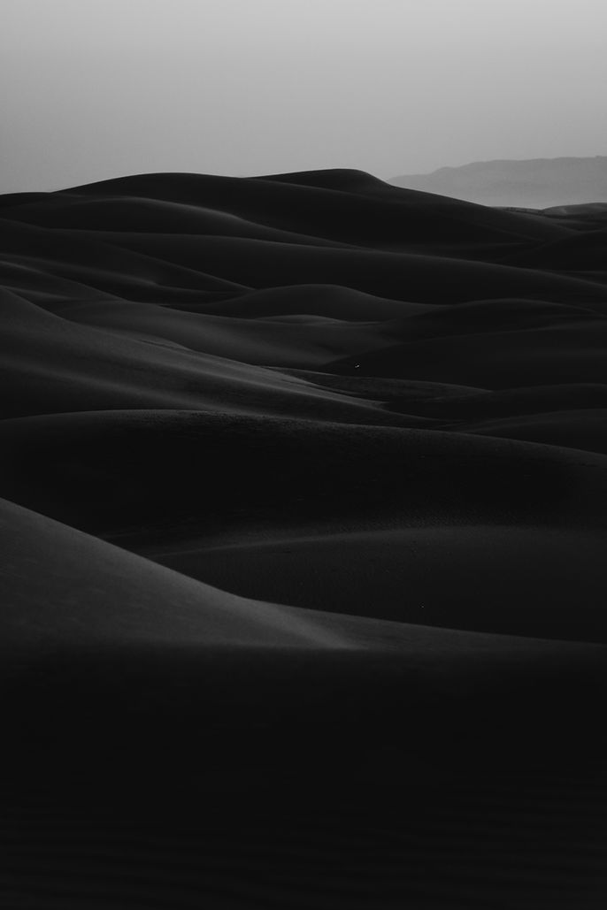 Desert in Dark