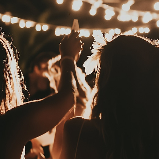 Soirée de célébration en plein air