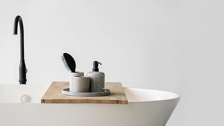 Weißes Badezimmer
