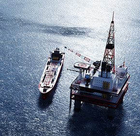 Oil derrick