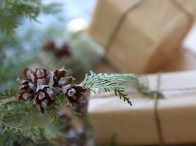 Confira 14 fintechs para gastar menos e receber dinheiro de volta nas compras de Natal