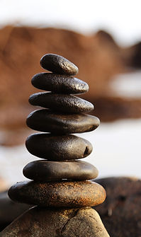 Pierres de rivière empilées