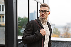 Mann mit Brille