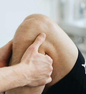 Knie wird untersucht