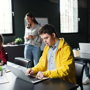 Modern Education Center