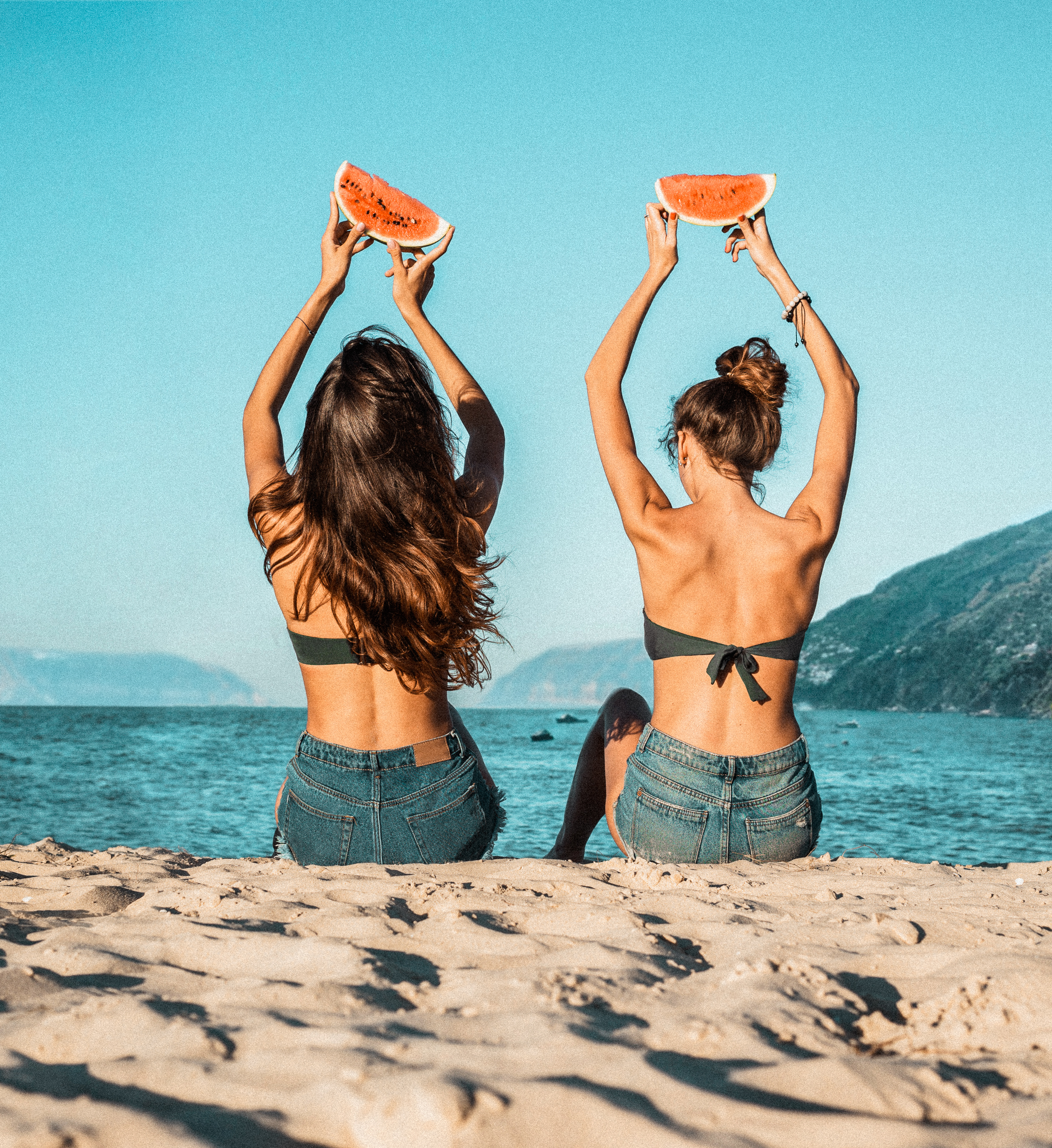 Summer Girls