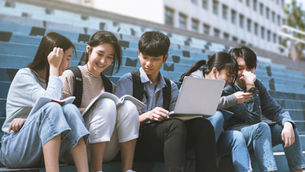 International school students researching an online English tutor in Hong Kong