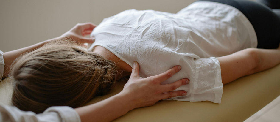 Lymphatic massage is rapidly becoming a favored technique in the wellness world, and it's easy to see why. This soothing form of massage activates the lymphatic system, which is vital for our overall health. By encouraging lymphatic drainage, it can detoxify the body, minimize swelling, and enhance immune function. In this post, we will delve into the various benefits of lymphatic massage and how it can play a key role in improving your health.
