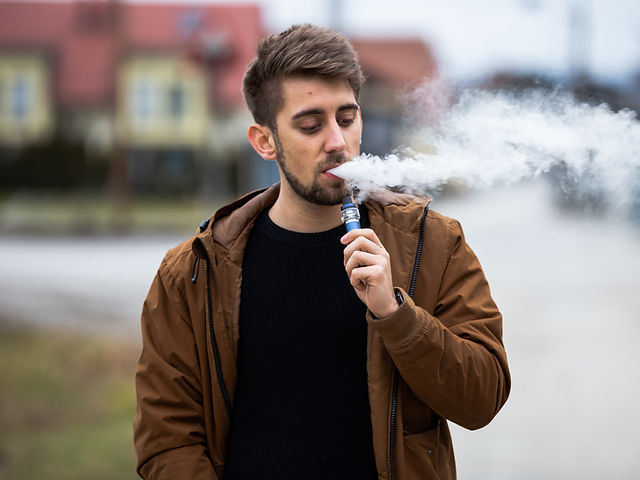 Smoke Shop, Vape Store, Vape Pens, E-Cigarettes, Mods, Glass Weed Pipe,  E-Juice, Juice Vape, Electronic Cigarette, E-cigarette Liquid & Tobacco  Richland WA