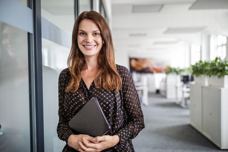 Performance Review Tips: What to Say and How to Speak with Confidence and Executive Presence 