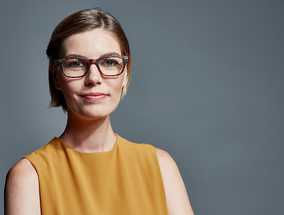 Professional Headshot Woman