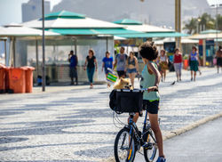 Faire du vélo  sur Copacabana