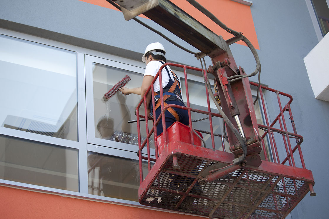 Cleaning of windows from outside