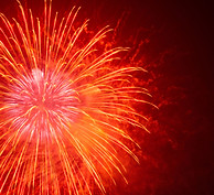 Feux d'artifice rouges