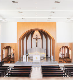 L’Église face à la transformation digitale: quand la foi embrasse la technologie sans perdre son âme