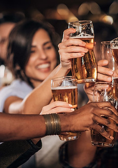 ¡Salud con amigos!