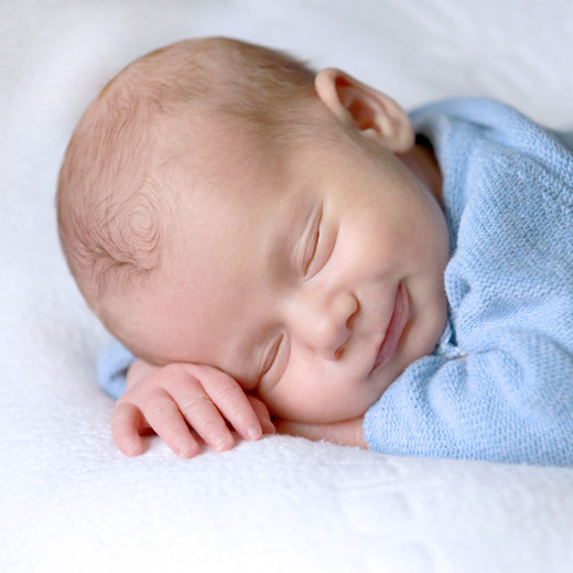 Neugeborenes bei einem Newborn Shooting in Graz