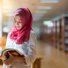 Leer y Ser Sostenible: Cómo Tu Amor por los Libros Puede Ayudar al Planeta