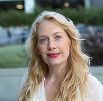 Vrouw van de blonde