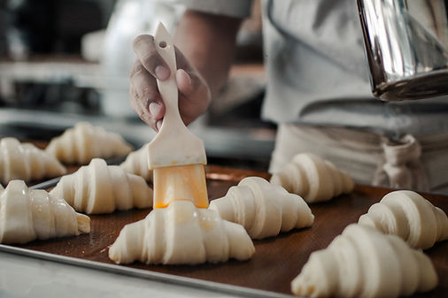 Preparing Croissant