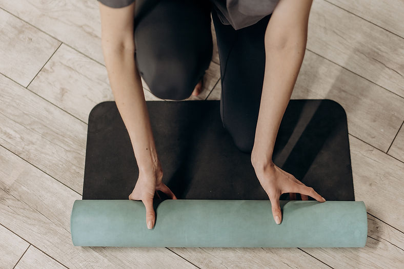 Rolling yoga mat