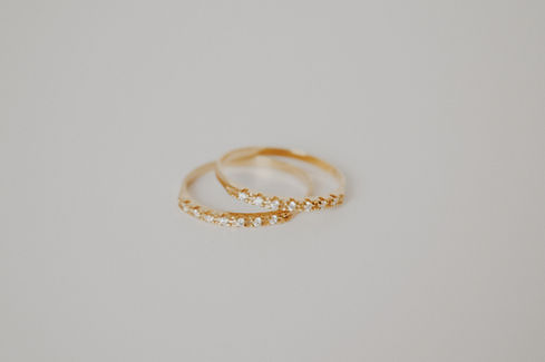 Par de anillos de oro