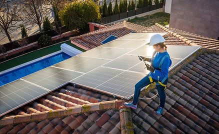 Inspection des panneaux solaires