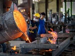 Dökümhanede Erimiş Metal