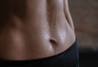 Fit Waist Close-Up