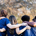 Abrazo grupal
