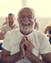 Séance de yoga en groupe