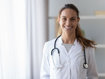 Különbség Gondozó és Ápoló között